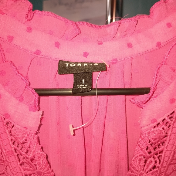 Torrid Hot Pink Floral Lace Blouse - Picture 2 of 6